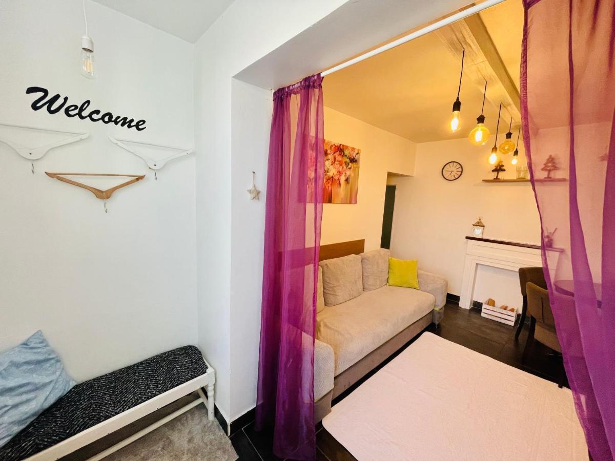 Perfect Place To Stay Self Check In-24H-Netflix-Wifi Resita Exterior foto